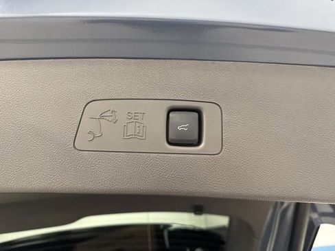 Used 2024 Lincoln Corsair Grand Touring w/ Equipment Group 301A image 17