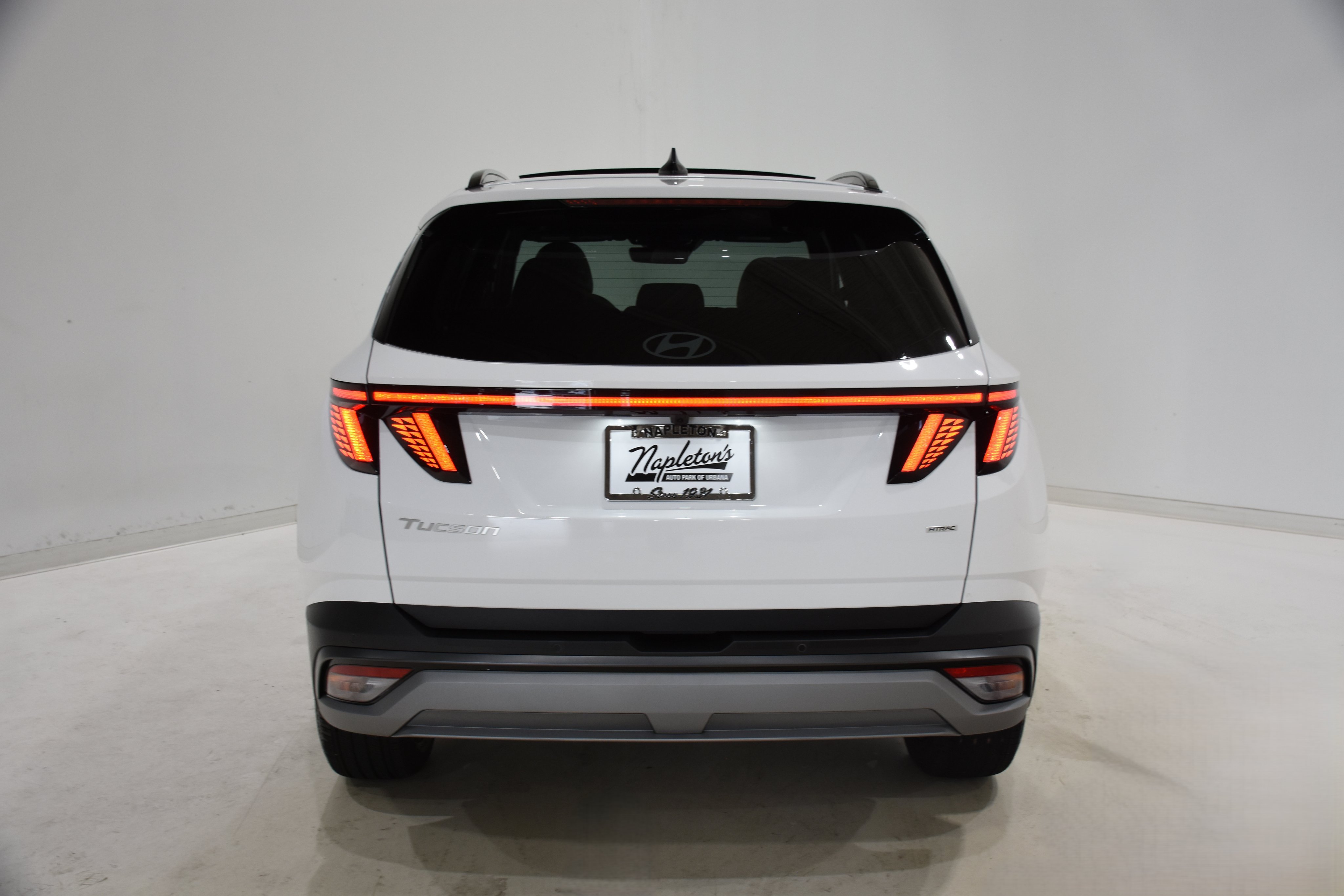 New 2026 Hyundai Tucson Limited AWD/4WD image 5
