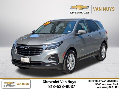 Used 2023 Chevrolet Equinox LS w/ LS Convenience Package FWD image 1