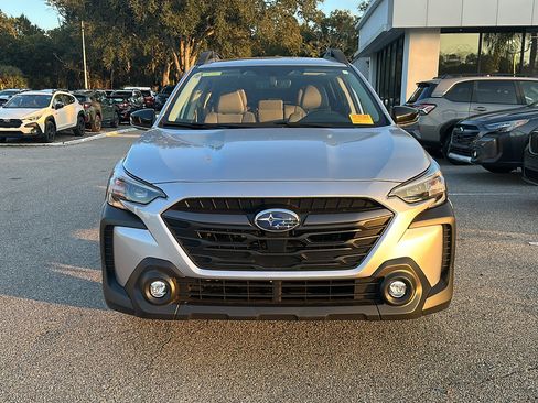 Certified 2025 Subaru Outback Premium w/ Popular Package #1A image 2