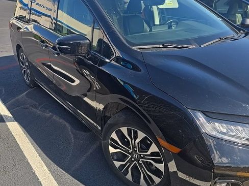 Used 2025 Honda Odyssey Elite image 1