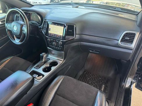 Used 2021 Jeep Grand Cherokee Laredo X AWD/4WD image 20