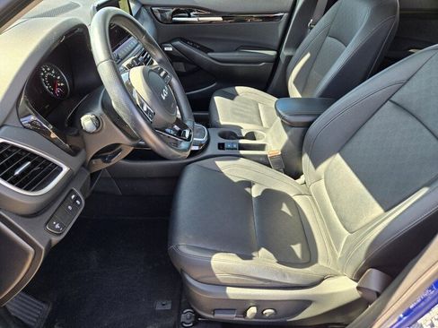 Certified 2023 Kia Seltos SX w/ SX Sunroof Package AWD/4WD image 11