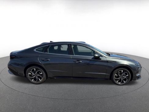 Used 2025 Hyundai Sonata SEL FWD image 16