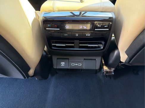 Used 2022 Acura MDX FWD w/ Technology Package image 35