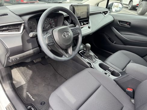 Used 2024 Toyota Corolla LE image 27