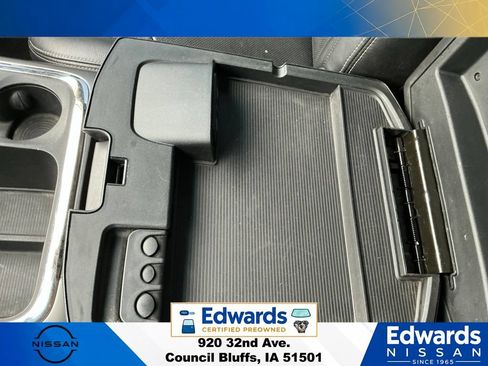 Used 2018 RAM 2500 Laramie w/ Sport Appearance Group AWD/4WD image 30