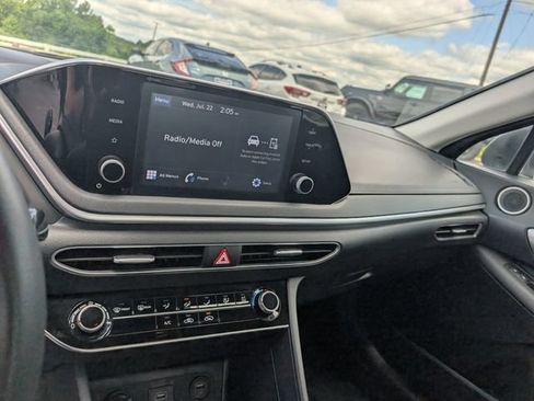 Used 2023 Hyundai Sonata SE FWD image 20
