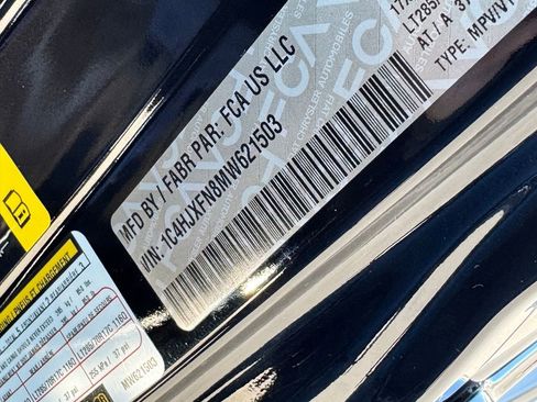 Used 2021 Jeep Wrangler Unlimited Rubicon w/ Steel Bumper Group AWD/4WD image 32