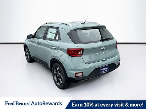 New 2025 Hyundai Venue SEL image 5