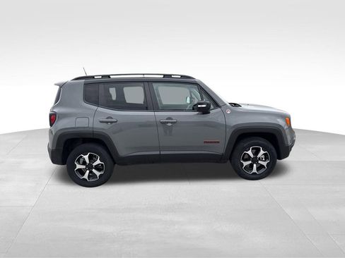 Used 2022 Jeep Renegade Trailhawk w/ Sun/Sound Group AWD/4WD image 12