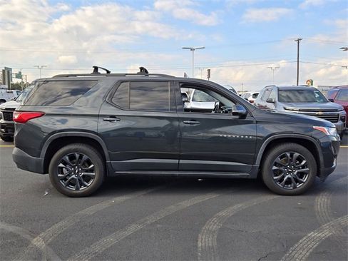 Used 2020 Chevrolet Traverse RS w/ LPO, 'HIT The Road' Package image 2