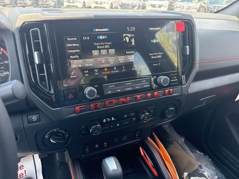 New 2026 Nissan Frontier PRO-4X w/ Pro-4x Convenience Package AWD/4WD image 15