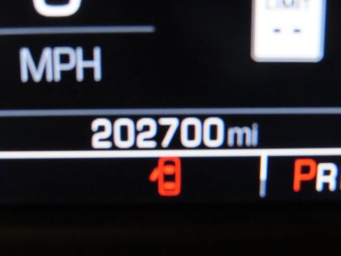 Used 2020 Chevrolet Suburban LT AWD/4WD image 24