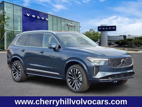 New 2026 Volvo XC90 B6 Plus image 1