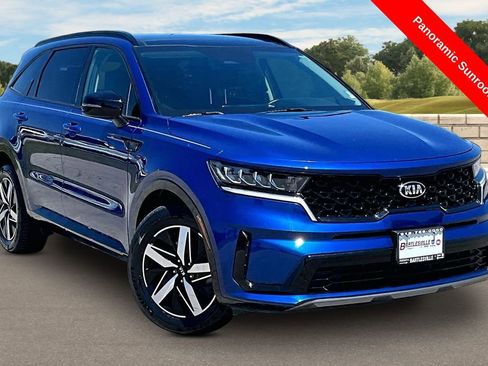 Used 2021 Kia Sorento S w/ Panoramic Sunroof Package FWD image 2