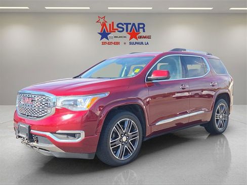 Used 2018 GMC Acadia Denali w/ Technology Package image 3