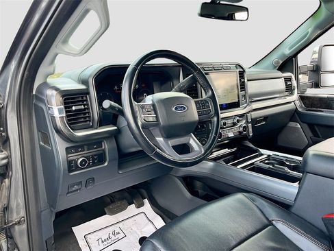 Used 2023 Ford F250 Lariat w/ Lariat Ultimate Package image 9