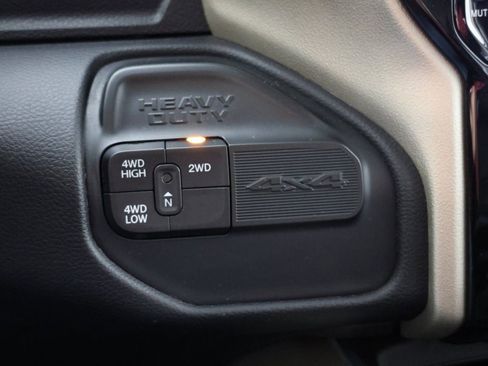 Used 2023 RAM 3500 Laramie image 17