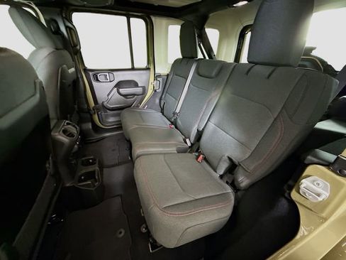 New 2025 Jeep Wrangler Unlimited Rubicon w/ Convenience Group AWD/4WD image 22