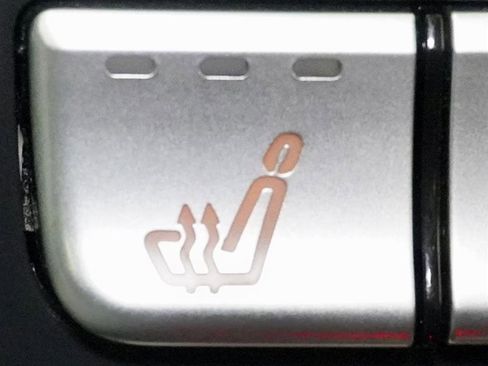 Used 2015 Mercedes-Benz C 350 4MATIC Coupe image 19