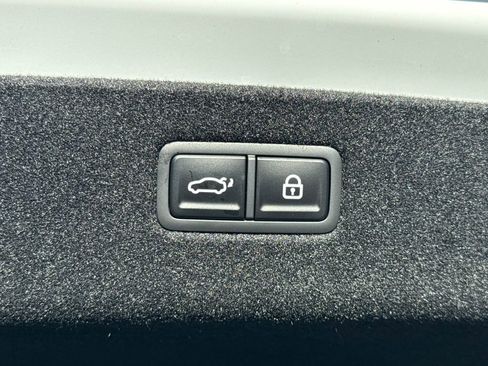 New 2026 Genesis G90 3.5T image 19