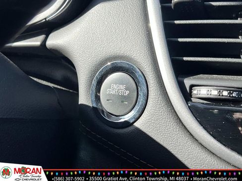 Certified 2022 Chevrolet Trax LT w/ Driver Confidence Package image 24