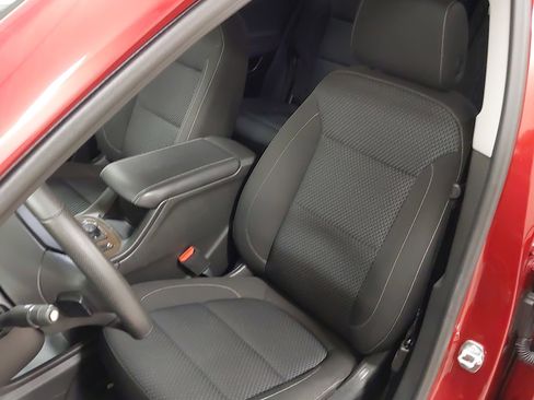 Used 2023 GMC Acadia SLE w/ Driver Convenience Package image 22