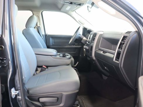 Used 2018 RAM 1500 Express w/ Express Value Package RWD image 19