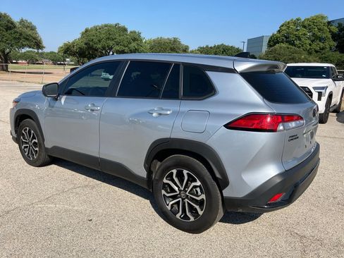 Used 2025 Toyota Corolla Cross AWD Hybrid image 6