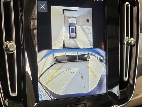 New 2026 Volvo XC40 B5 Plus w/ Protection Package Premier image 15