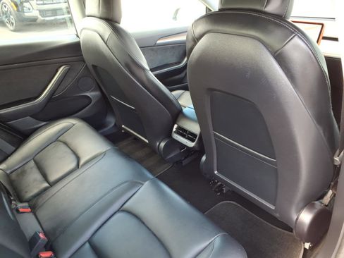 Used 2021 Tesla Model 3 Standard Range Plus RWD image 13