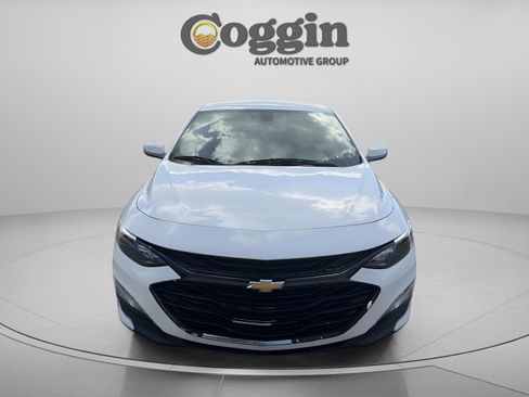 Used 2020 Chevrolet Malibu LT image 9