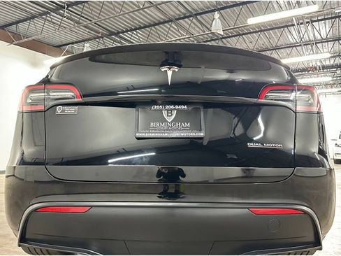 Used 2023 Tesla Model Y Performance AWD/4WD image 12