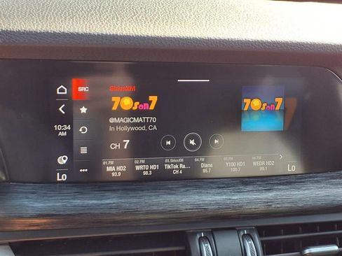 Used 2022 Alfa Romeo Stelvio Sprint image 6