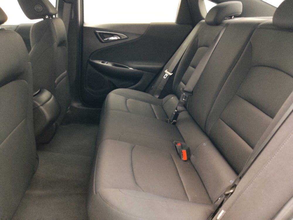 Used 2023 Chevrolet Malibu LS FWD image 18