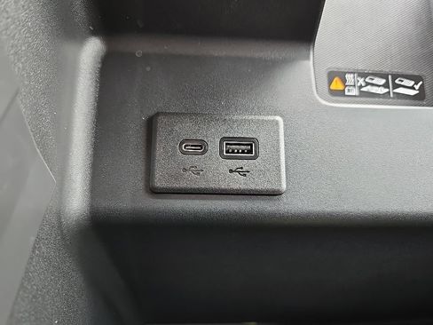 Used 2026 GMC Sierra 1500 AT4 w/ Technology Package AWD/4WD image 41