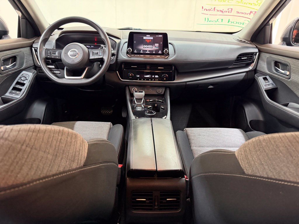 Used 2021 Nissan Rogue SV AWD/4WD image 29