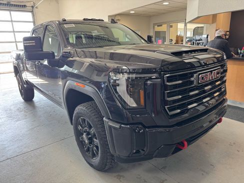 New 2026 GMC Sierra 2500 AT4 image 3