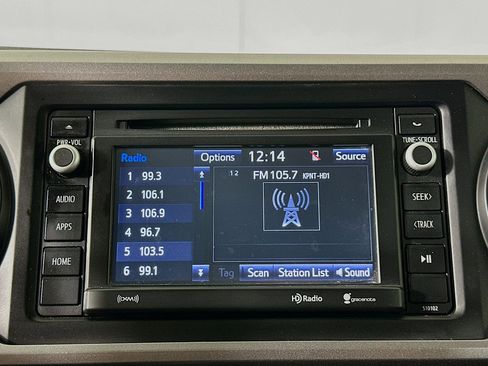 Used 2017 Toyota Tacoma SR5 w/ Tow Package image 19