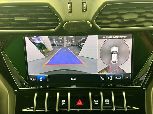 Used 2024 Lamborghini Urus S image 14