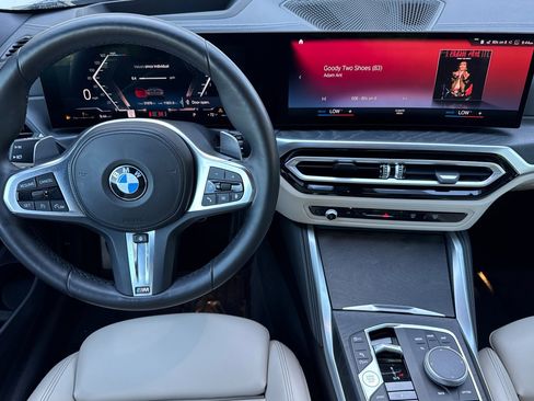 Used 2024 BMW 430i Convertible w/ M Sport Package RWD image 19