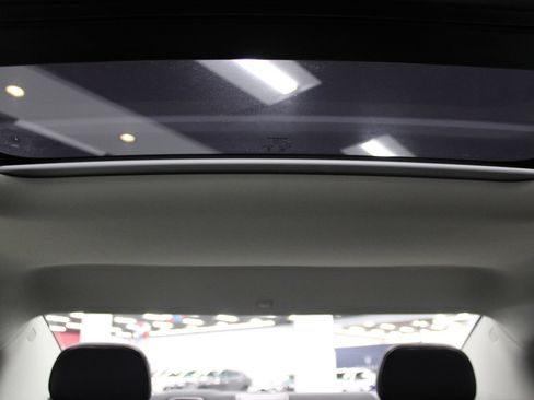 Used 2024 Volvo S60 B5 Plus image 37