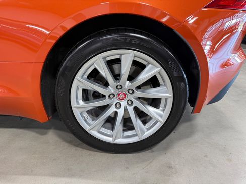 Used 2015 Jaguar F-TYPE Coupe image 17
