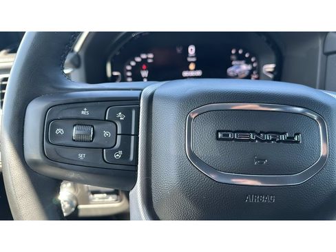 Used 2023 GMC Yukon XL Denali w/ Max Trailering Package AWD/4WD image 28