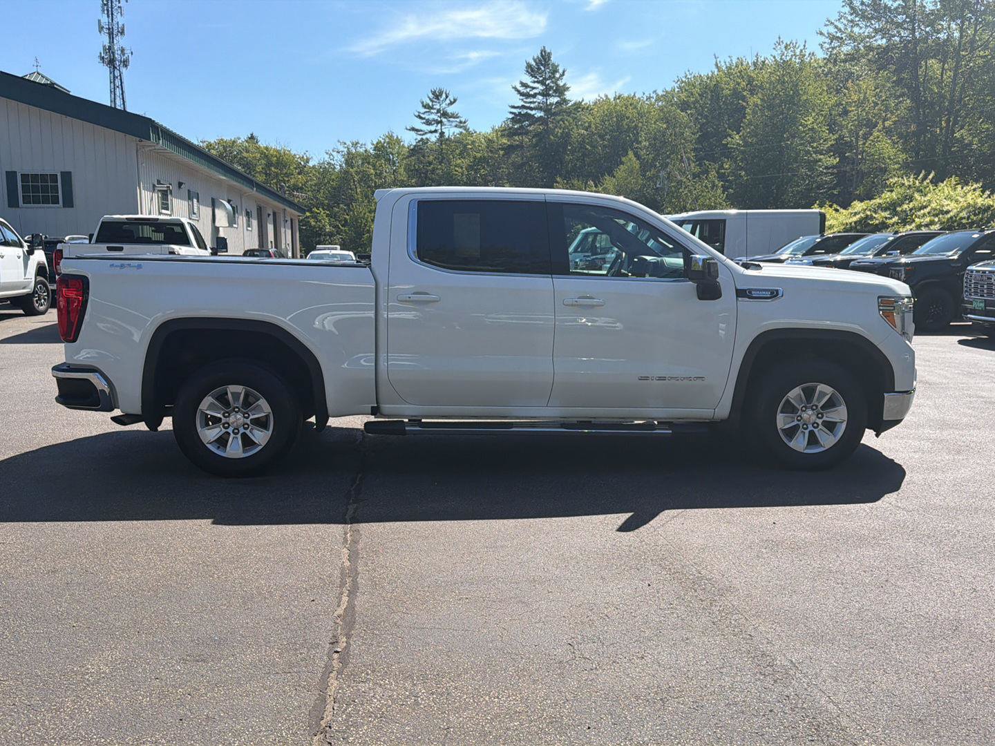 Certified 2022 GMC Sierra 1500 SLE AWD/4WD image 6