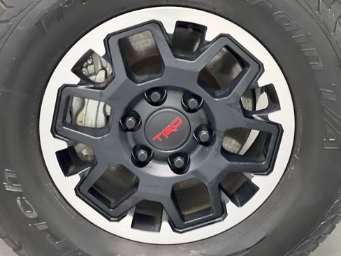 Used 2024 Toyota Tacoma TRD Off-Road AWD/4WD image 56