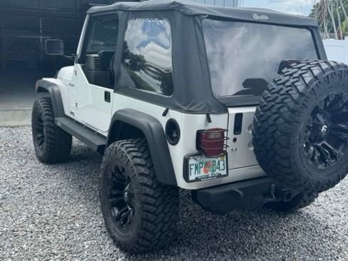 Used 2003 Jeep Wrangler Sport AWD/4WD image 3
