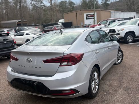 Used 2019 Hyundai Elantra SEL image 5