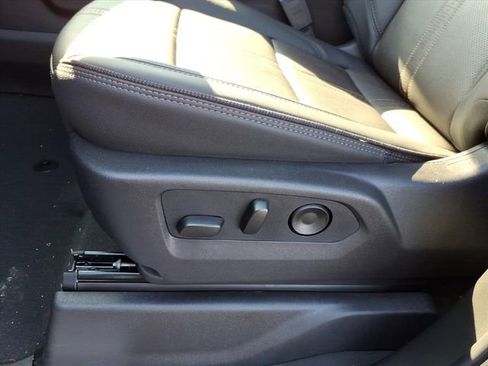 New 2026 Chevrolet Silverado 1500 High Country AWD/4WD image 7